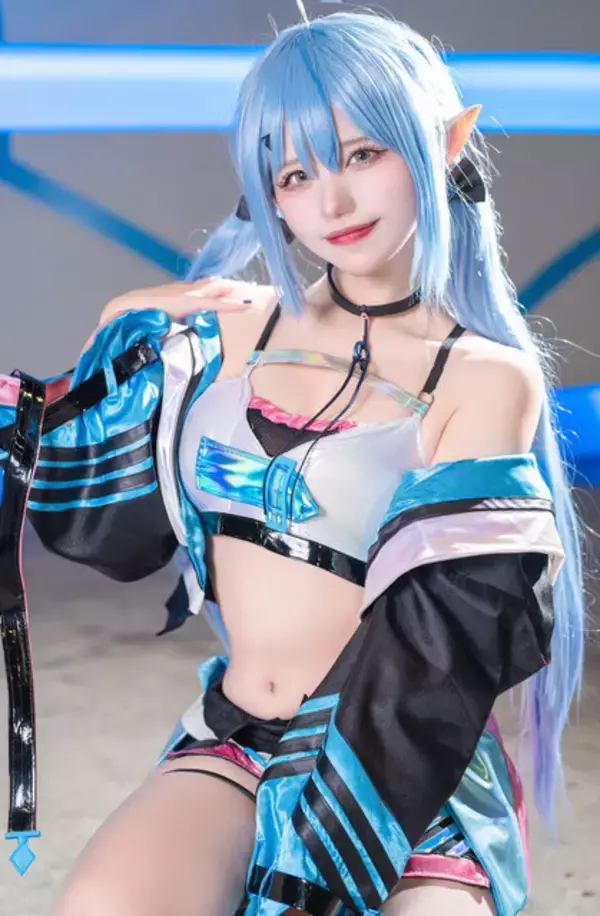 「【コスプレ】白衣装がかっこいいトワ様に艶やかな着物姿のあやめ殿、色っぽい癒月ちょこまで「ホロEXPO」美女レイヤー10選【写真42枚】」の画像