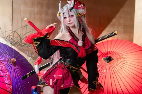 「【コスプレ】12月13日は「ホロライブ」百鬼あやめ誕生日！ミニ丈の和服からアイドル衣装まで“かわ余”レイヤーまとめ【写真45枚】」の画像