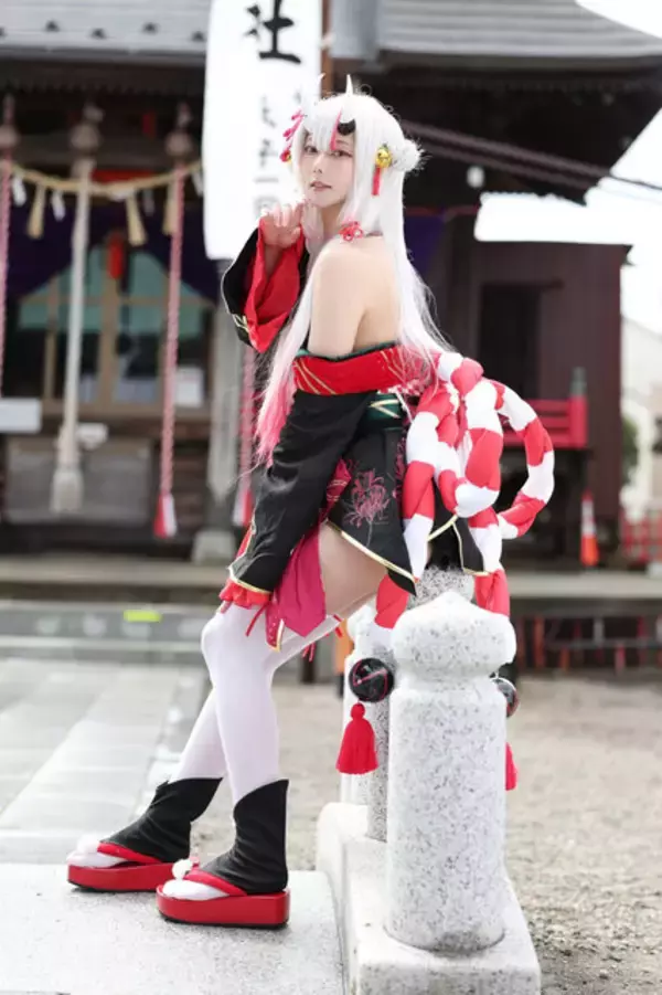 「【コスプレ】12月13日は「ホロライブ」百鬼あやめ誕生日！ミニ丈の和服からアイドル衣装まで“かわ余”レイヤーまとめ【写真45枚】」の画像