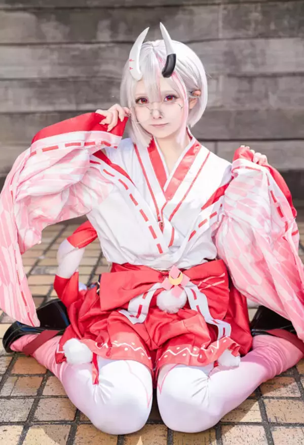 「【コスプレ】12月13日は「ホロライブ」百鬼あやめ誕生日！ミニ丈の和服からアイドル衣装まで“かわ余”レイヤーまとめ【写真45枚】」の画像