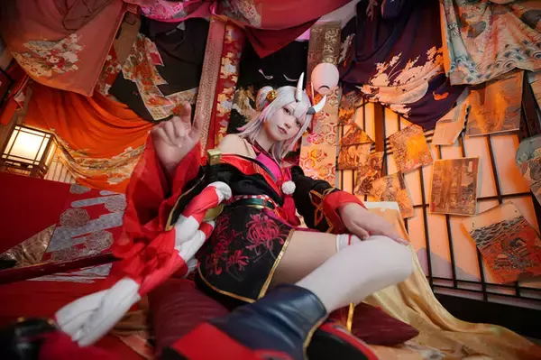 「【コスプレ】12月13日は「ホロライブ」百鬼あやめ誕生日！ミニ丈の和服からアイドル衣装まで“かわ余”レイヤーまとめ【写真45枚】」の画像