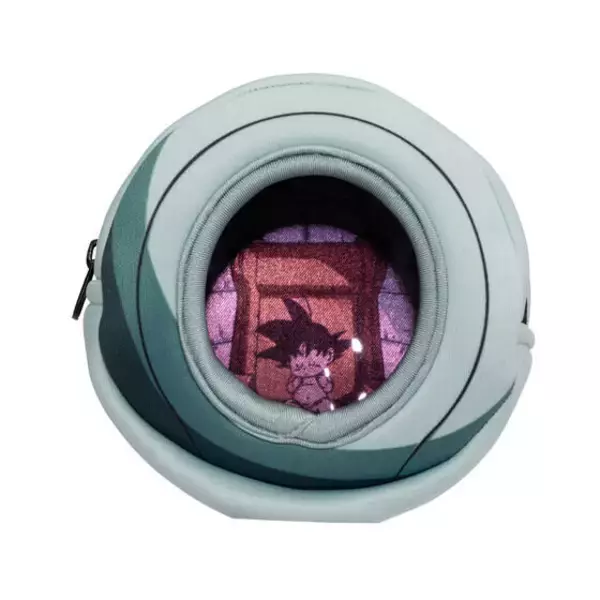 「「ドラゴンボールZ」“太陽拳!!!!!”デザインの反射Tシャツや宇宙船ポッドポーチなど、ユニークな人気グッズが再販！」の画像