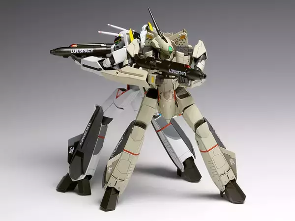 「「マクロスゼロ」VF-1バルキリーの原点！「VF-0」コンバーチブルキットが1月下旬発売」の画像