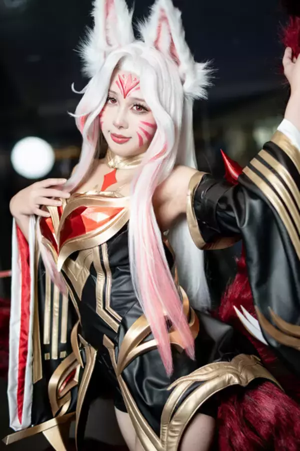 「【コスプレ】シンガポール美女の横顔にうっとり…！『LoL』アーリの着物姿が艶やか【写真8枚】」の画像