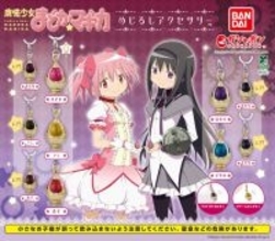 「まどマギ」のソウルジェムがめじるしアクセサリーに！レアな「穢れver.」も