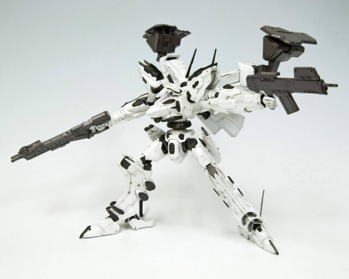 アーマード・コア』よりプラモデル3機が再生産！ホワイト・グリント 