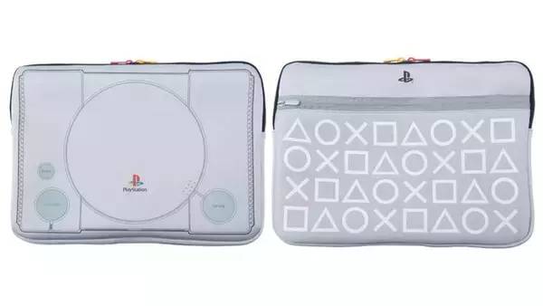 「初代プレステや『ASTRO BOT』新作グッズがどれも素敵！遊び心あるデザインのアパレルやポーチなど、普段使いできるラインナップ」の画像