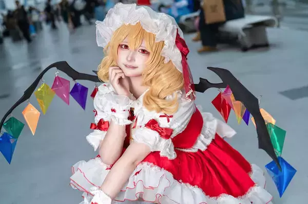 「【コスプレ】東方Projectの人気キャラが例大祭に集結！咲夜にフランなどポージングも本物すぎる美女レイヤー7選【写真30枚】」の画像