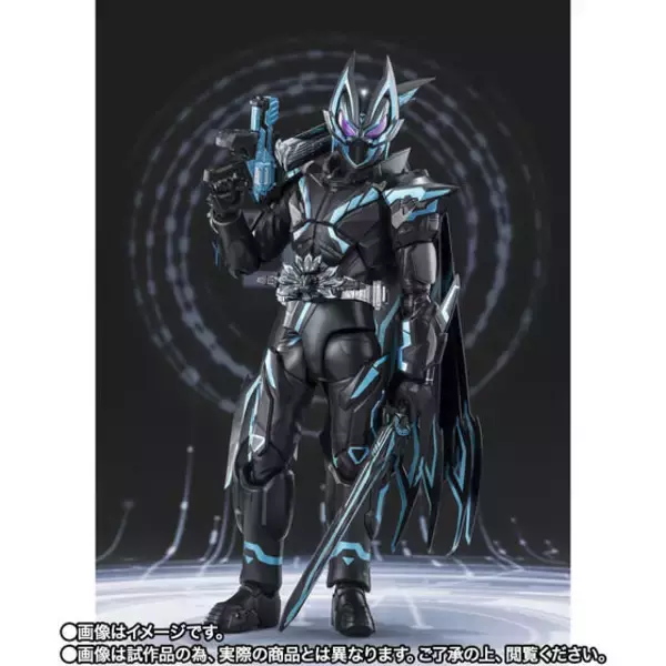 「“二刀流”を楽しめる！「仮面ライダーXギーツ」アクションフィギュアがCTM先行抽選販売ー漆黒ボディにメタリックブルーのラインが美しい」の画像