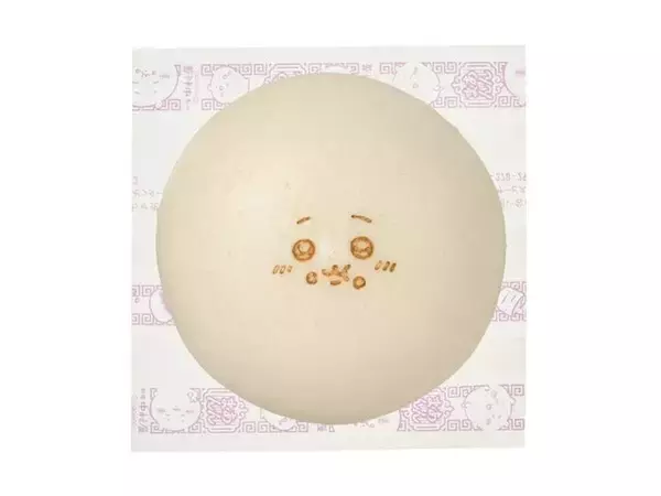 「「セブン‐イレブン×ちいかわ」コラボ開催！鬼辛カレー、草むしりサラダなど作中イメージのフードが盛りだくさん」の画像