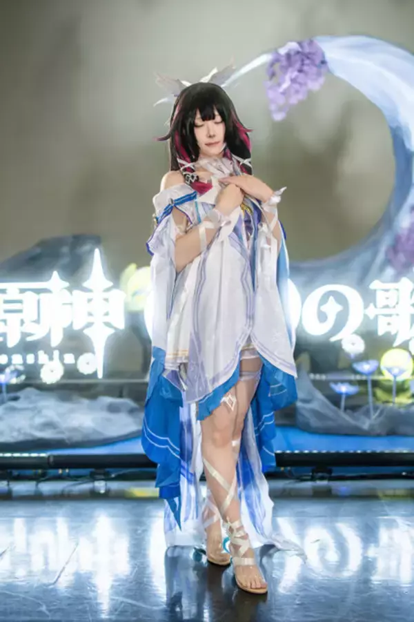「【コスプレ】ゲームから飛び出したような絶世の美女たちが降臨！東京タワーにて開催中の『原神』スペシャルイベントが見応え抜群だった【写真41枚】」の画像