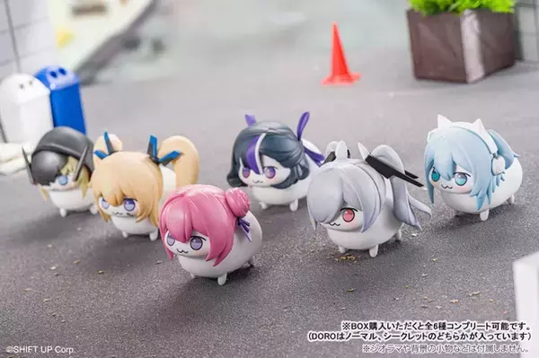 「『勝利の女神：NIKKE』謎生物「DORO」が電動ホビーに！ “専用ドッグラン”と共に登場ーシークレットは「金のDORO」」の画像