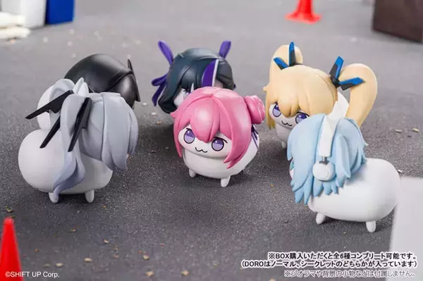 「『勝利の女神：NIKKE』謎生物「DORO」が電動ホビーに！ “専用ドッグラン”と共に登場ーシークレットは「金のDORO」」の画像