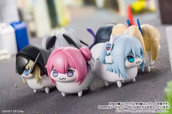 「『勝利の女神：NIKKE』謎生物「DORO」が電動ホビーに！ “専用ドッグラン”と共に登場ーシークレットは「金のDORO」」の画像