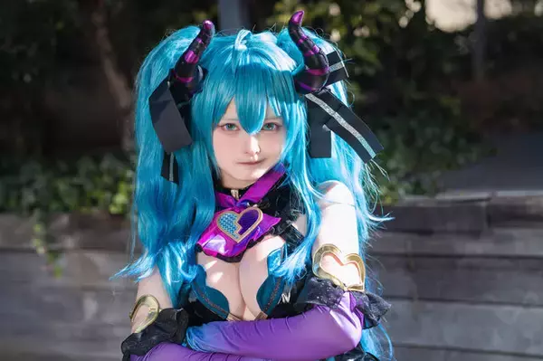 「【コスプレ】小悪魔キュートすぎてお菓子をあげてもイタズラされたい！魔女に吸血鬼、キョンシーなどハロウィン記念美女レイヤーまとめ【写真45枚】」の画像