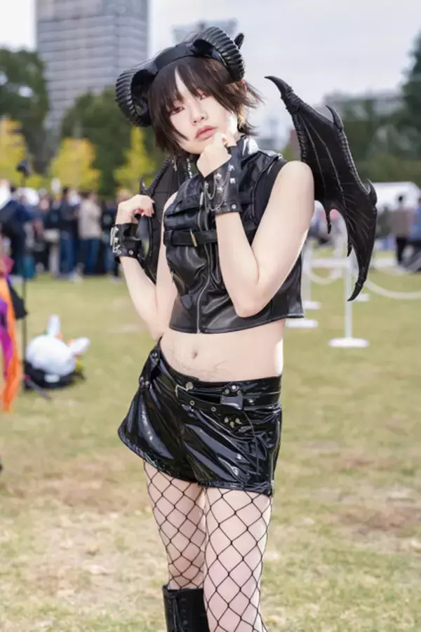 「【コスプレ】小悪魔キュートすぎてお菓子をあげてもイタズラされたい！魔女に吸血鬼、キョンシーなどハロウィン記念美女レイヤーまとめ【写真45枚】」の画像