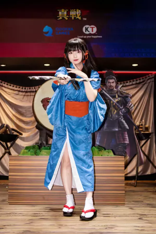 「【コスプレ】冒険者にサキュバス、女子高生まで新作ゲームのヒロインが目白押し！「TGS2025」美女レイヤーまとめ【写真37枚】」の画像