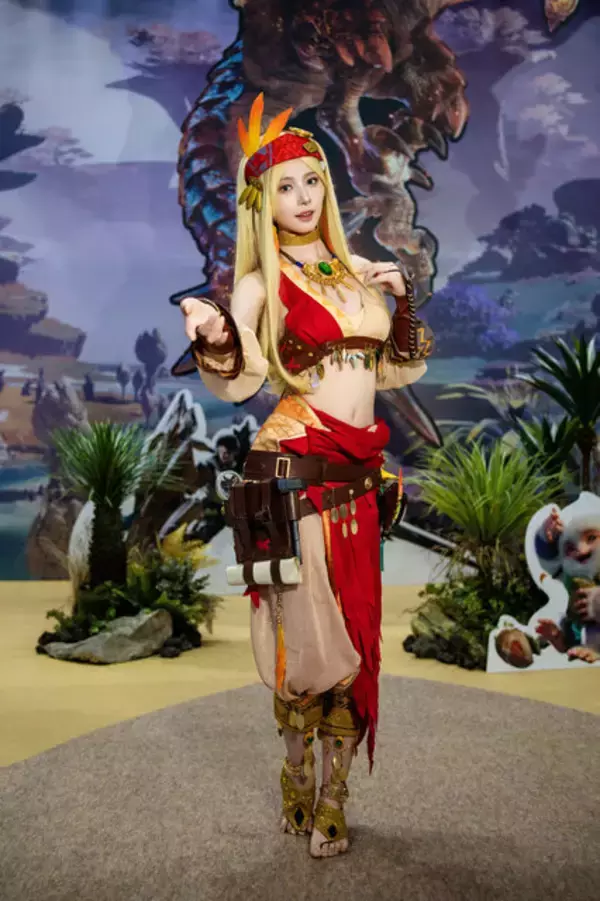 「【コスプレ】冒険者にサキュバス、女子高生まで新作ゲームのヒロインが目白押し！「TGS2025」美女レイヤーまとめ【写真37枚】」の画像