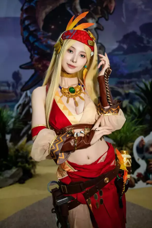 「【コスプレ】冒険者にサキュバス、女子高生まで新作ゲームのヒロインが目白押し！「TGS2025」美女レイヤーまとめ【写真37枚】」の画像