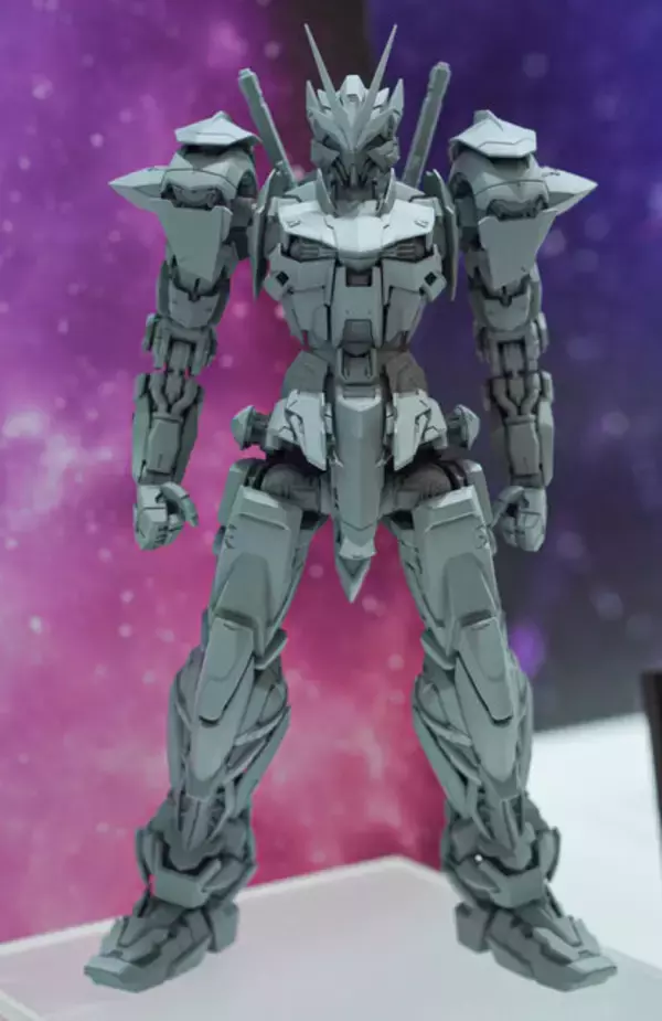 「「HG ストフリ弐式」に「サンドロック改」、ガンダム45周年の「初音ミク×ダブルオーガンダム」フィギュアまで新作目白押し！【イベントレポート】」の画像