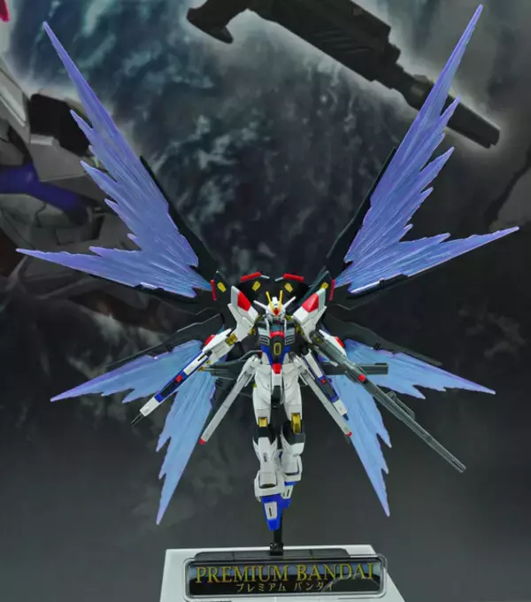 「「HG ストフリ弐式」に「サンドロック改」、ガンダム45周年の「初音ミク×ダブルオーガンダム」フィギュアまで新作目白押し！【イベントレポート】」の画像