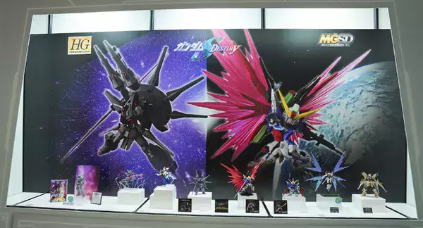 「「HG ストフリ弐式」に「サンドロック改」、ガンダム45周年の「初音ミク×ダブルオーガンダム」フィギュアまで新作目白押し！【イベントレポート】」の画像
