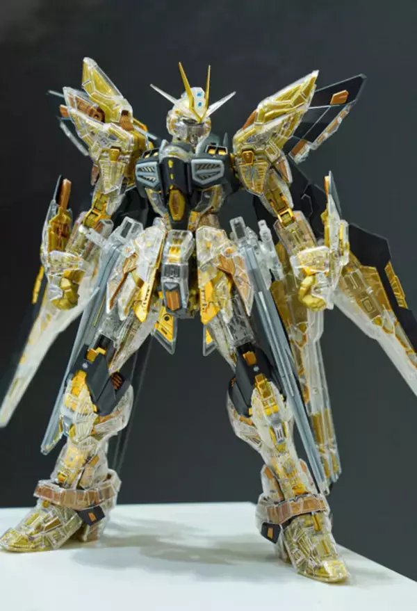 「「HG ストフリ弐式」に「サンドロック改」、ガンダム45周年の「初音ミク×ダブルオーガンダム」フィギュアまで新作目白押し！【イベントレポート】」の画像
