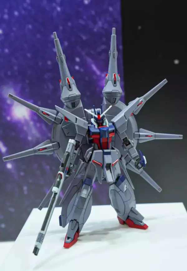「「HG ストフリ弐式」に「サンドロック改」、ガンダム45周年の「初音ミク×ダブルオーガンダム」フィギュアまで新作目白押し！【イベントレポート】」の画像
