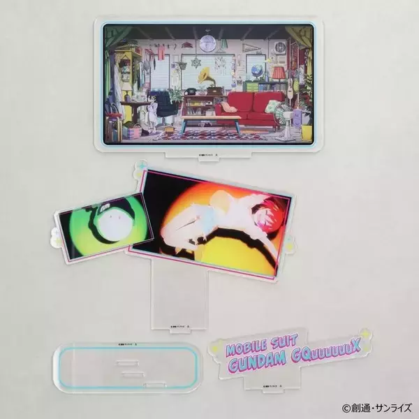 「可愛いデフォルメキャラが走る…！「ガンダム ジークアクス」より新グッズ発売―エンディングを切り取ったマチュとニャアンのアクリルスタンドも」の画像