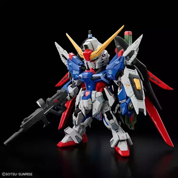 「新作ガンプラ「MGSD デスティニーガンダム」新たな商品画像が一挙お披露目！「光の翼」を広げた姿も抜群のカッコ良さ」の画像