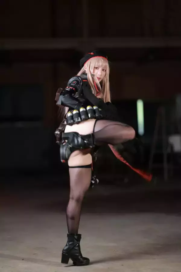 「【コスプレ】極上の太ももをタイツやニーハイ、時には素足で惜しみなく魅せていく！「いい太ももの日」記念美女レイヤーまとめ【写真29枚】」の画像