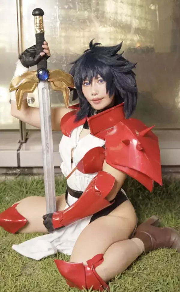 「【コスプレ】極上の太ももをタイツやニーハイ、時には素足で惜しみなく魅せていく！「いい太ももの日」記念美女レイヤーまとめ【写真29枚】」の画像