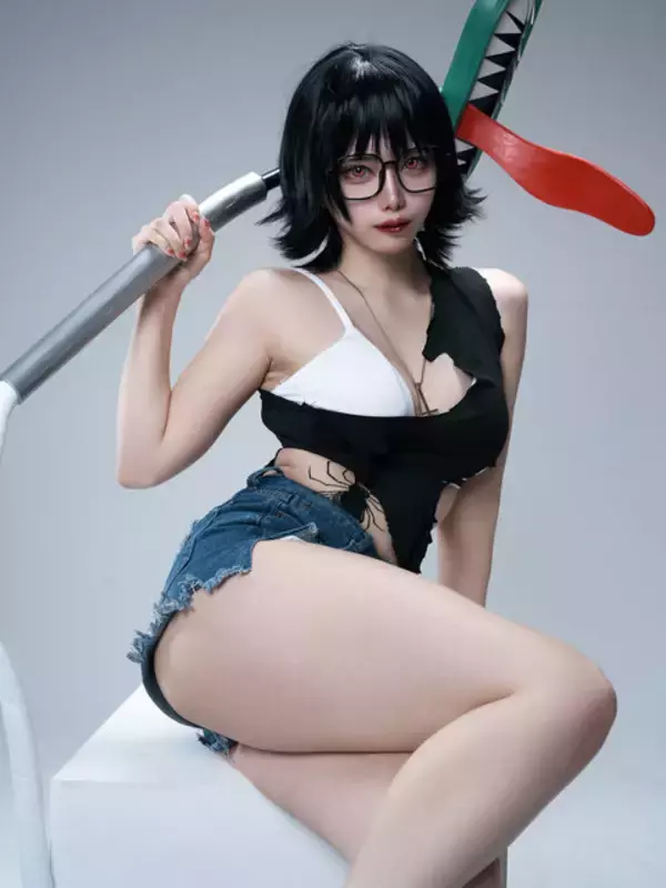 「【コスプレ】極上の太ももをタイツやニーハイ、時には素足で惜しみなく魅せていく！「いい太ももの日」記念美女レイヤーまとめ【写真29枚】」の画像