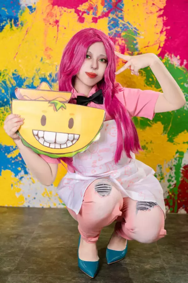 「【コスプレ】マフラー姿が可愛すぎる「着せ恋」、小悪魔なトワ様や『学マス』併せなど「アコスタ池袋」美麗レイヤー12選【写真52枚】」の画像