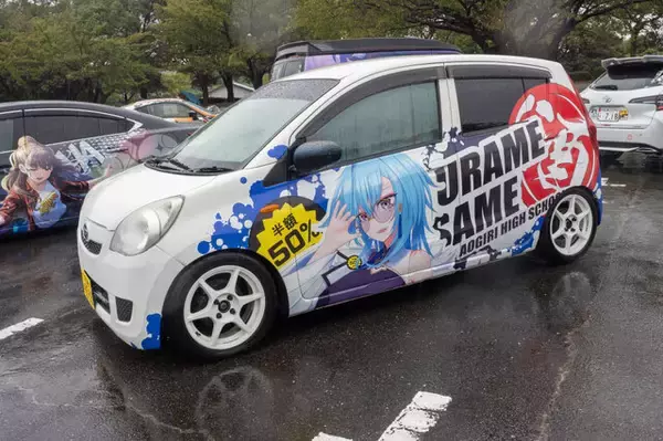 「人気VTuberにウマ娘、初音ミクまで！雨にも負けなかった痛車＆痛バイクを取材【第九回 天下無双 東西最強痛車決戦 フォトレポ】」の画像