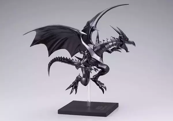 「全高240ミリの迫力サイズ！「遊☆戯☆王デュエルモンスターズ」より「真紅眼の黒竜」がリーズナブルに立体化」の画像
