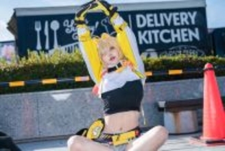 【コスプレ】ショーパン×引き締まったウエストで魅せる！表情豊かな『NIKKE』エレグがめっちゃ可愛い【写真8枚】