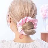 「「ちいかわ」“さくらのようせい”な古本屋が春をお届け！「ラーメン豚」店員さんなマスコットやTシャツなど、新商品がどれも可愛い」の画像6