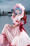 「【コスプレ】美しい瞳に吸い込まれそう…！愛らしく、妖しく表情や仕草を変化させる「レミリア」レイヤーの表現力が本物すぎた【写真8枚】」の画像3