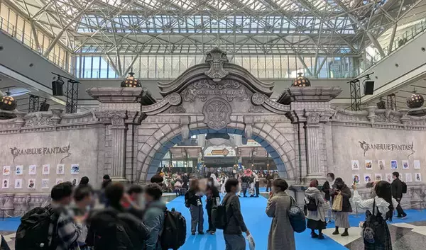 「「グラブルフェス2025」が開催！アトラクションから武器展示、コスプレまで世界観に浸れる会場の魅力をお届け【フォトレポ】」の画像