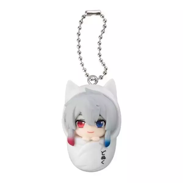 「人気実況グループ「カラフルピーチ」メンバーが“おくるみ”に包まれた！ 可愛い「ますこっとチャーム」がガシャポンに登場」の画像