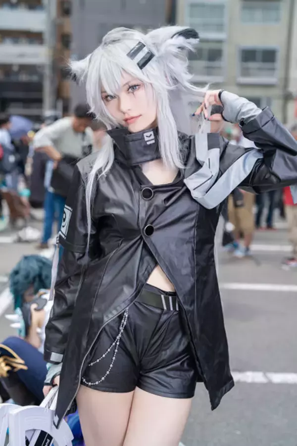 「【コスプレ】『崩スタ』ミステリアス美女やポージングがかっこいい『NIKKE』まで「ストフェス2025」美女レイヤー6選【写真27枚】」の画像