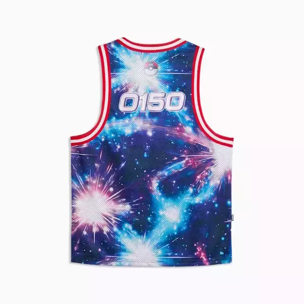 「PUMAから『ポケモン』コラボコレクションが発売！ピカチュウのバッシュ、ブラッキーとエーフィが可愛いフーディなど豊富なデザイン」の画像