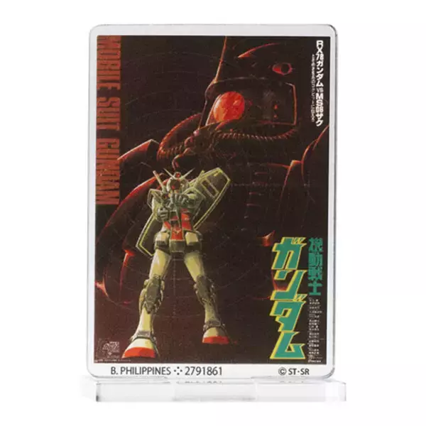 「「機動戦士ガンダム」劇場版3部作のポスターがアクスタ化！45thアニバーサリー特別弾がガシャポン展開」の画像