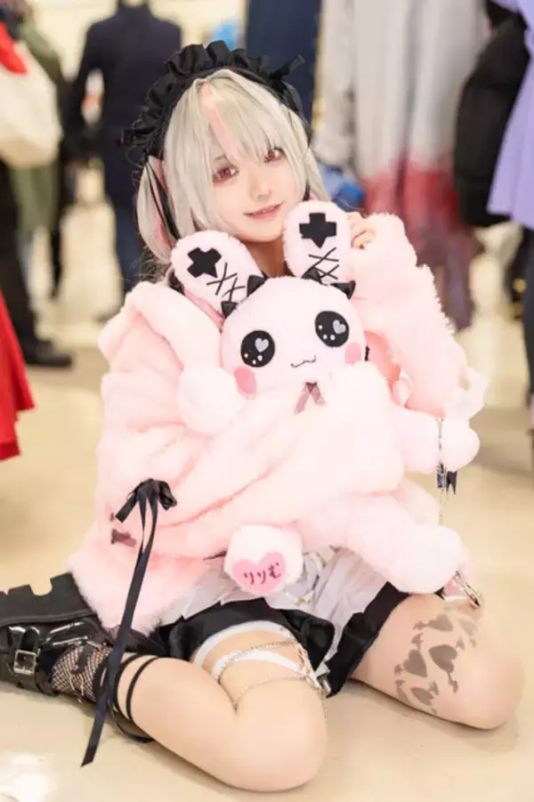 「【コスプレ】「りりむだよぉ～、ばぁっ！」笑顔から覗く八重歯がチャーミング！注目レイヤー・れお【写真7枚】」の画像