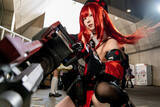 「【コスプレ】『NIKKE』ラピの愛らしい美女！銃火器とのギャップ萌えに絶対領域の美脚が眩しい【写真7枚】」の画像1