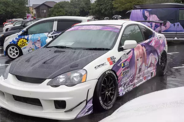 「「あおぎり高校」に、Crazy Raccoon所属の人気VTuberまで！水もしたたる痛車まとめ【第九回 天下無双 東西最強痛車決戦 フォトレポ】」の画像