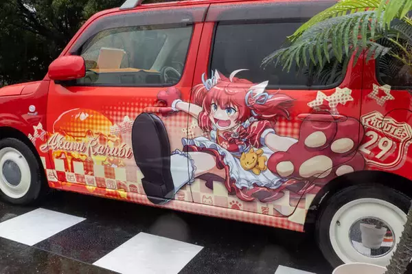 「「あおぎり高校」に、Crazy Raccoon所属の人気VTuberまで！水もしたたる痛車まとめ【第九回 天下無双 東西最強痛車決戦 フォトレポ】」の画像