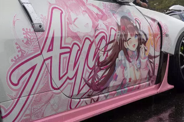 「「あおぎり高校」に、Crazy Raccoon所属の人気VTuberまで！水もしたたる痛車まとめ【第九回 天下無双 東西最強痛車決戦 フォトレポ】」の画像