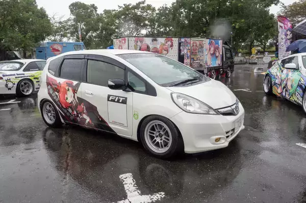 「「あおぎり高校」に、Crazy Raccoon所属の人気VTuberまで！水もしたたる痛車まとめ【第九回 天下無双 東西最強痛車決戦 フォトレポ】」の画像